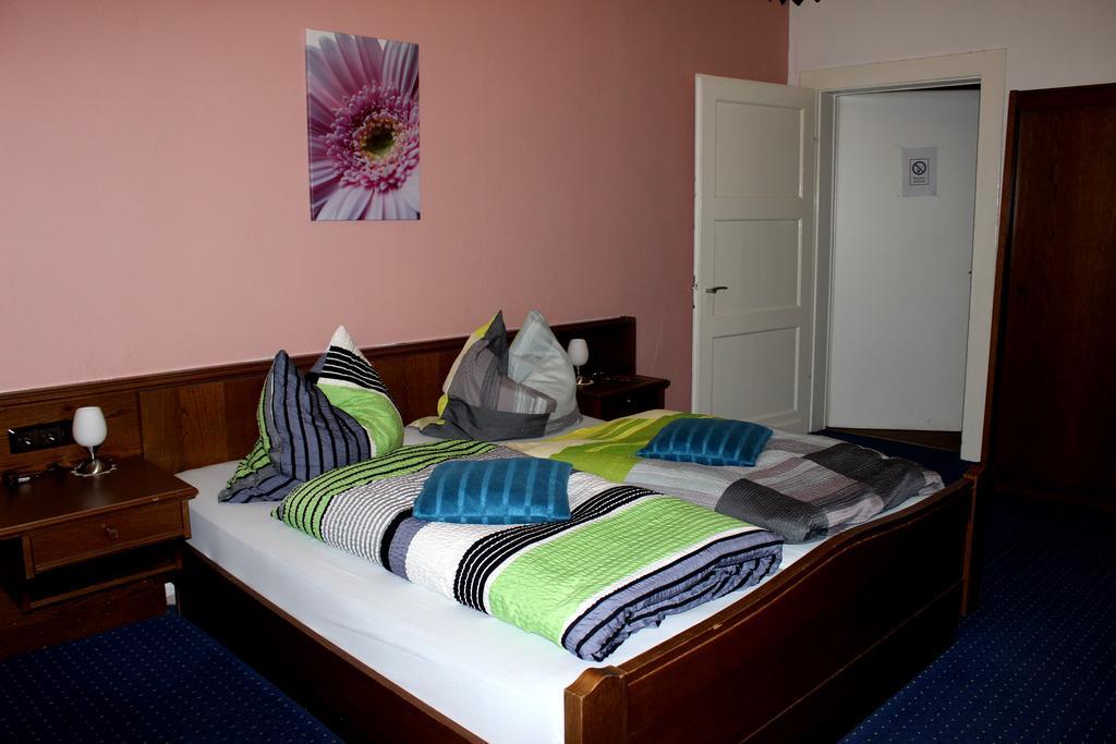 Hotel Haus Wasserscheide Burbach  Ngoại thất bức ảnh