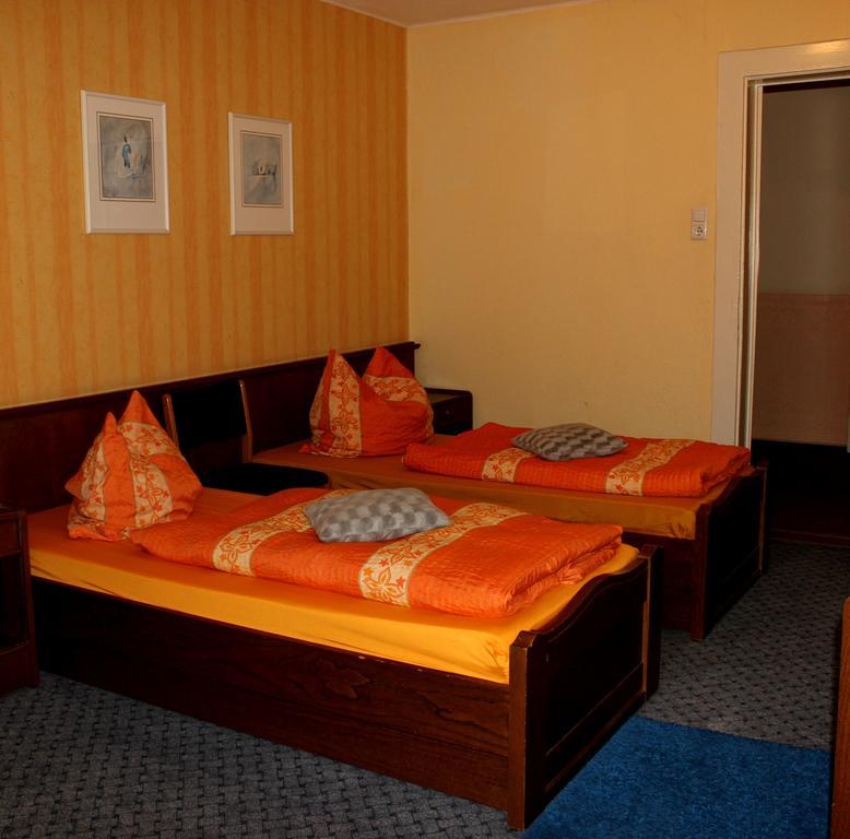 Hotel Haus Wasserscheide Burbach  Ngoại thất bức ảnh