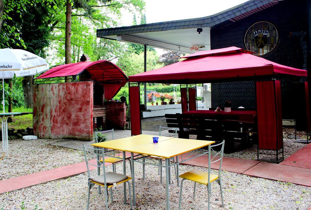 Hotel Haus Wasserscheide Burbach  Ngoại thất bức ảnh