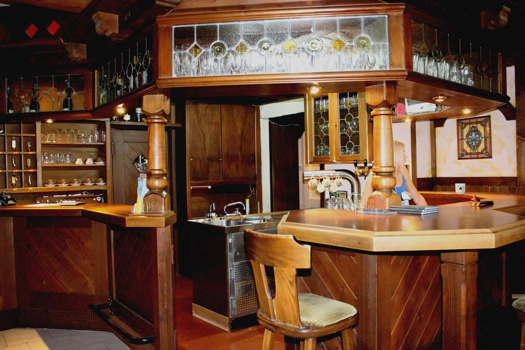 Hotel Haus Wasserscheide Burbach  Ngoại thất bức ảnh